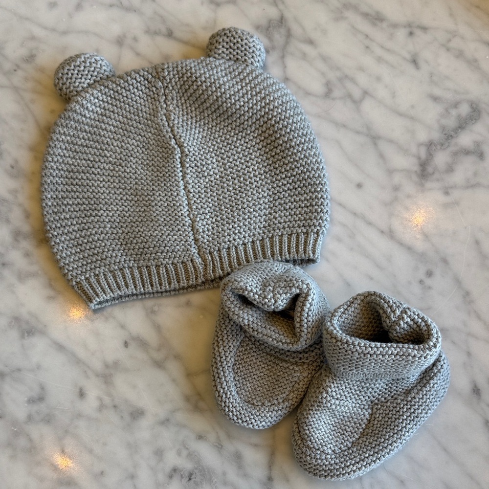 GAP Baby Knit Bear-Ear Hat and Booties - Light Gray